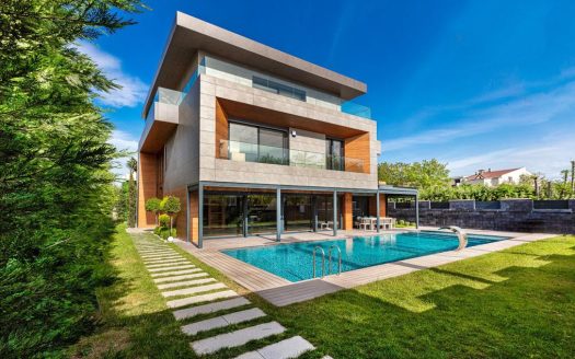 FORUM BORNOVA ALIŞVERİŞ MERKEZİ KARŞISI ULTRA LÜKS SATILIK 8+2 VİLLA