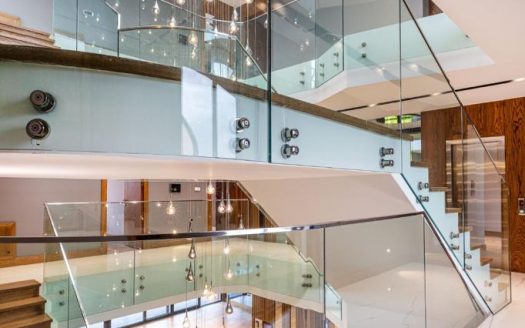 FORUM BORNOVA ALIŞVERİŞ MERKEZİ KARŞISI ULTRA LÜKS SATILIK 8+2 VİLLA