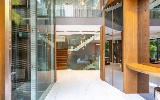 FORUM BORNOVA ALIŞVERİŞ MERKEZİ KARŞISI ULTRA LÜKS SATILIK 8+2 VİLLA