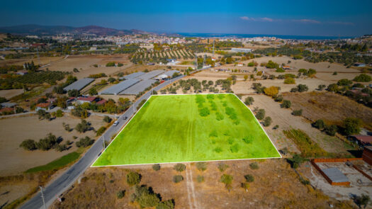 YATIRIMCILAR İÇİN FIRSAT! YOLA CEPHELİ URLA KUŞÇULAR’DA ARAZİ!